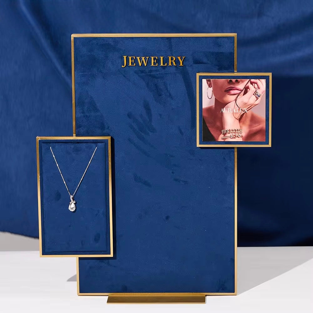 Jewelry Window Display Set TX1252